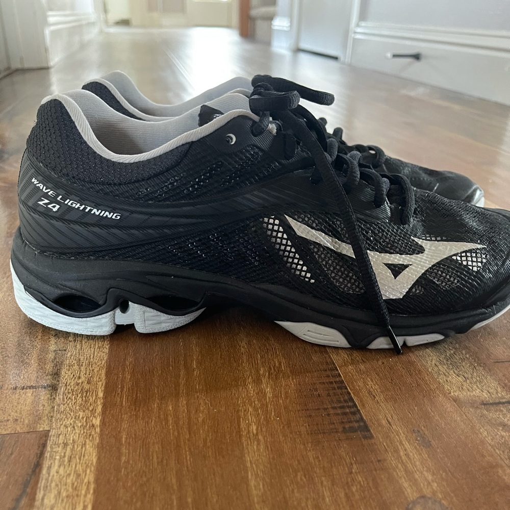 volleyball shoes